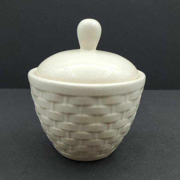 Pfaltzgraff Hamptons Creamer and Sugar Bowl with Lid Embossed Basket Weave - Picture 6 of 10